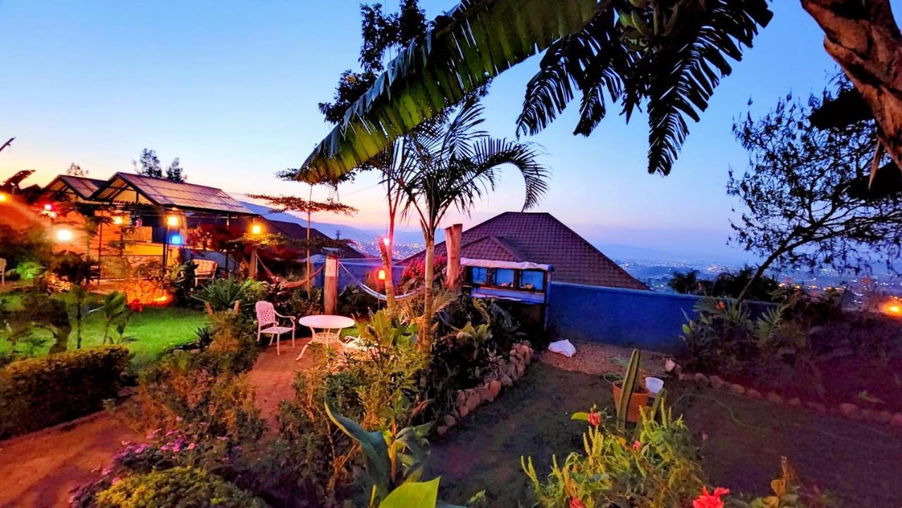 Yambi Guesthouse Kigali Bagian luar foto