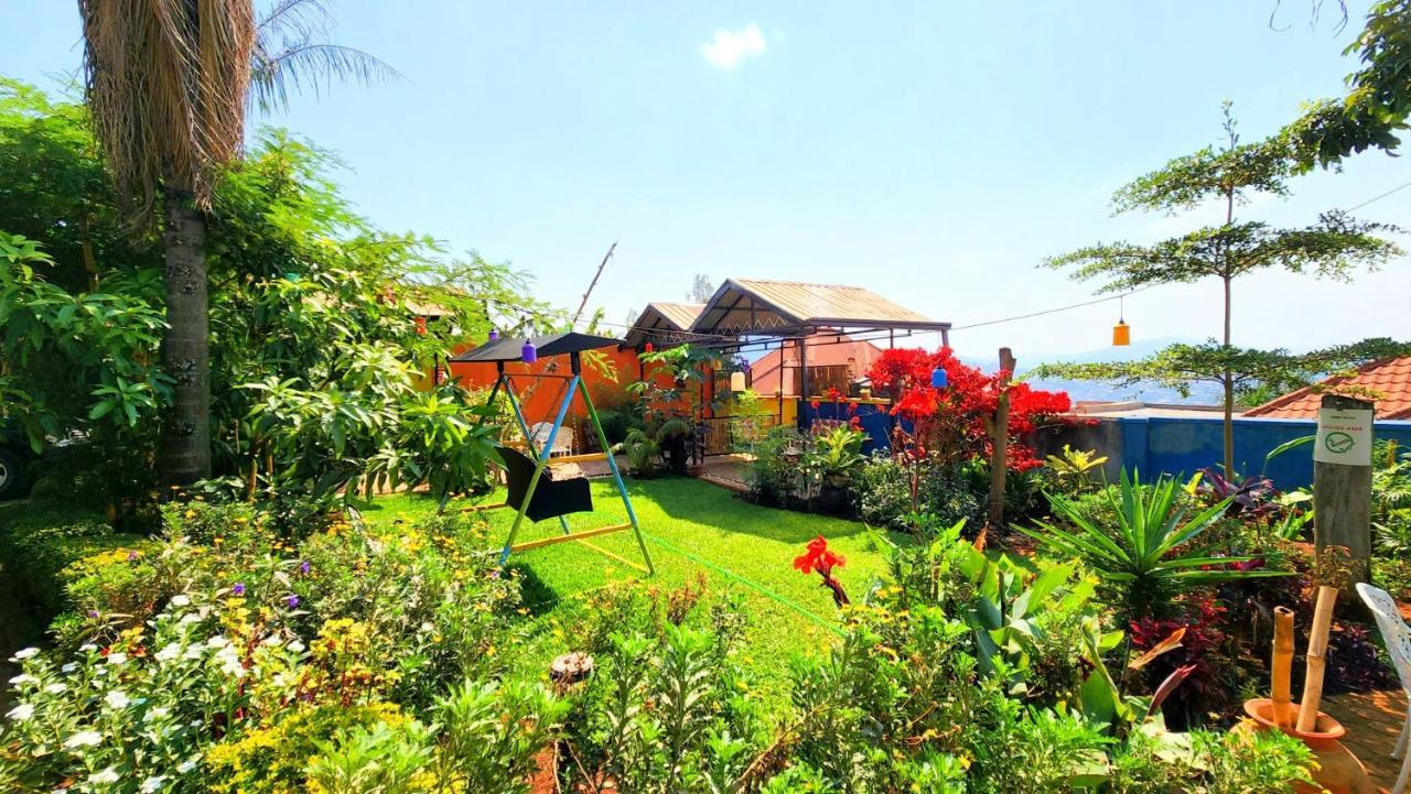 Yambi Guesthouse Kigali Bagian luar foto