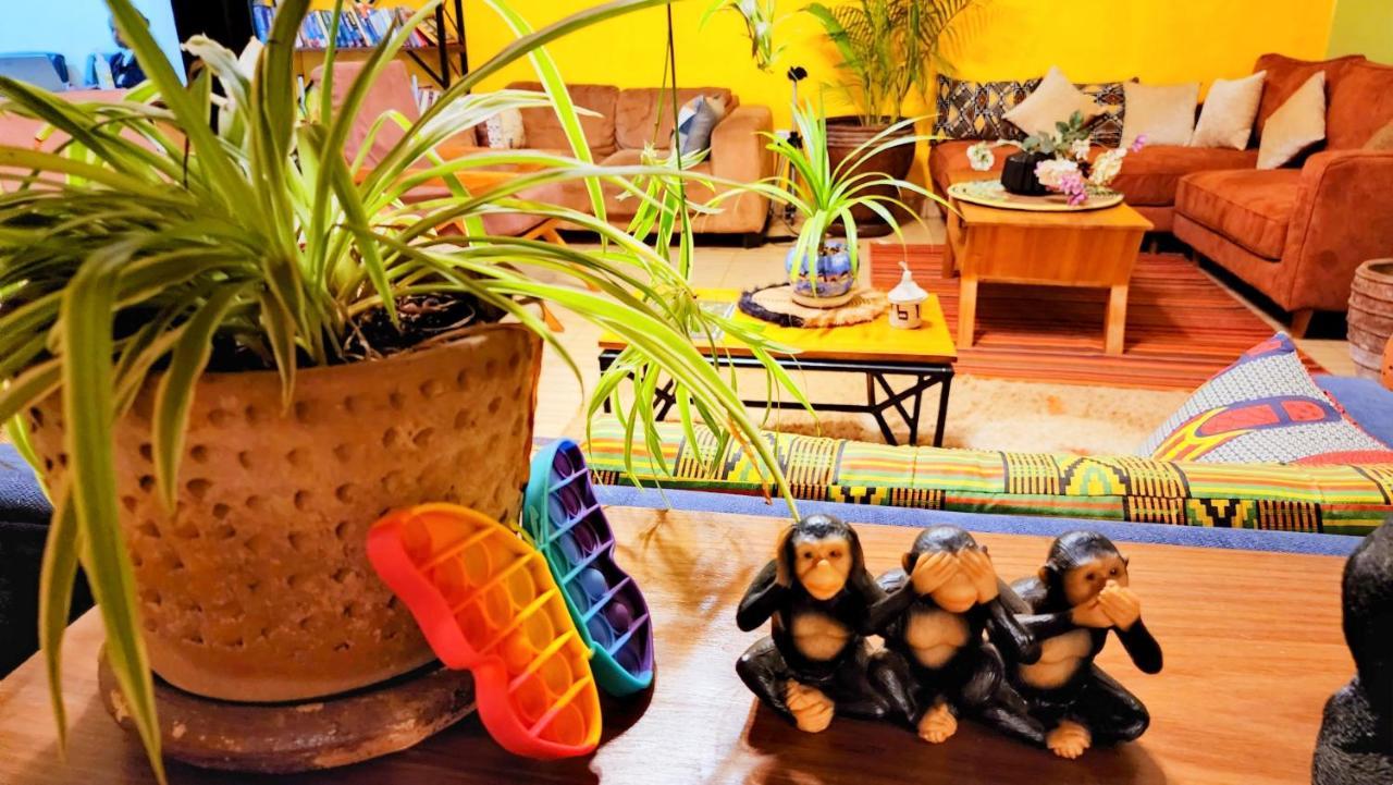 Yambi Guesthouse Kigali Bagian luar foto