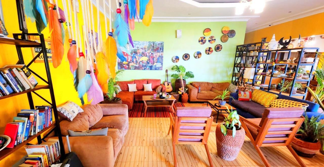 Yambi Guesthouse Kigali Bagian luar foto