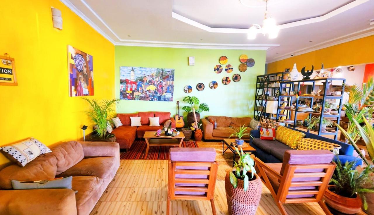 Yambi Guesthouse Kigali Bagian luar foto